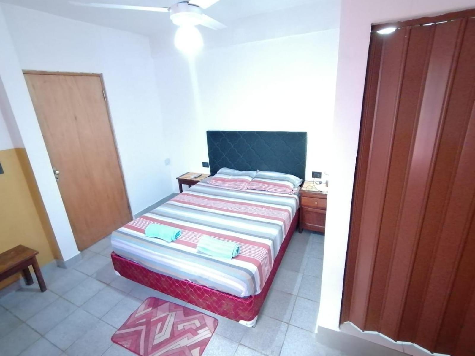 Remember Py Hotel Luque Bagian luar foto