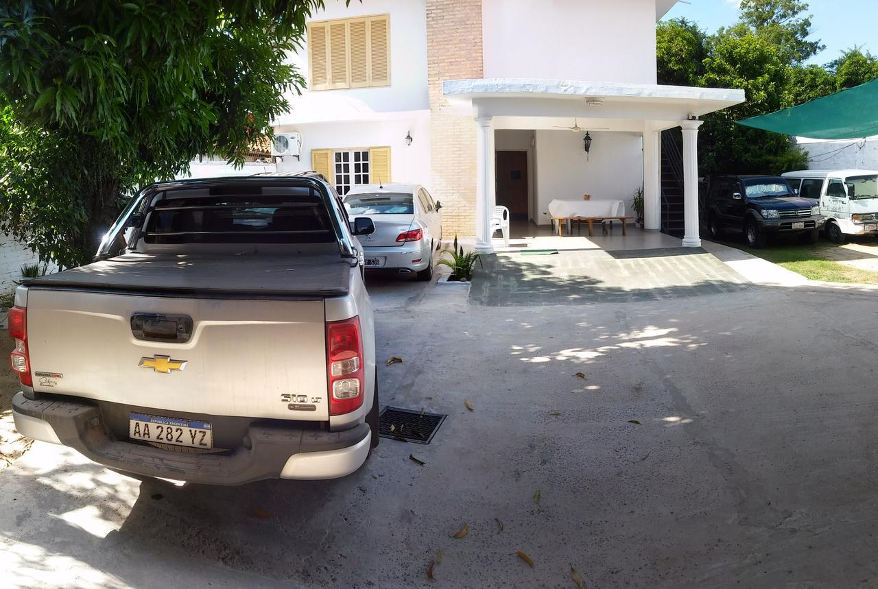 Remember Py Hotel Luque Bagian luar foto