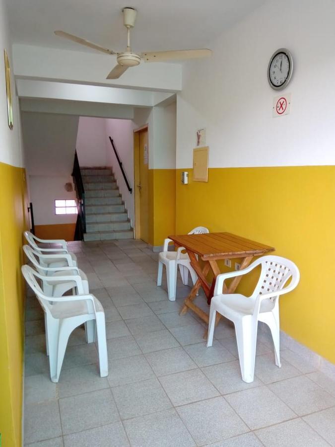 Remember Py Hotel Luque Bagian luar foto